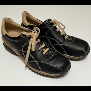 Women's Shoes/Sneakers by Carrini Size 8.5